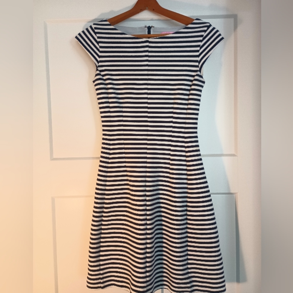 Lilly Pulitzer Briella Stretch Navy and White Striped Stretch Ponte Dress XS